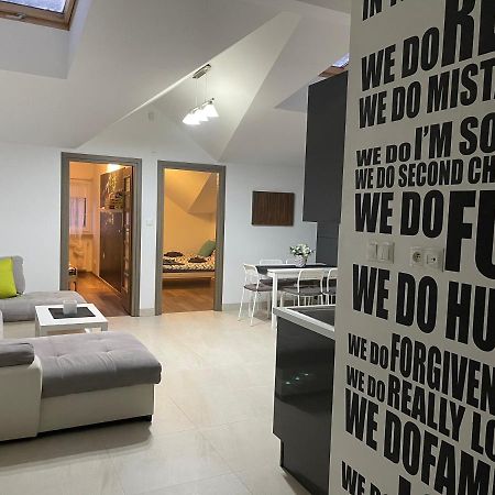 Ostrowiec Świętokrzyski Apartament Rodzinny Ostrowiec Sw מראה חיצוני תמונה