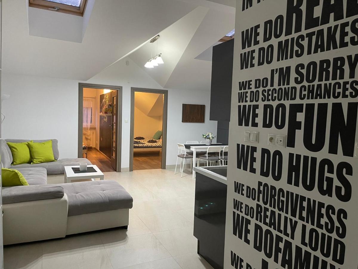 Ostrowiec Świętokrzyski Apartament Rodzinny Ostrowiec Sw מראה חיצוני תמונה